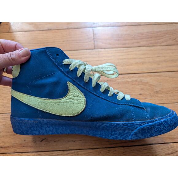 NIKE Vintage Blazer High Top Sneakers Navy Yellow Men's 10.5 Classic Retro - Picture 3 of 11